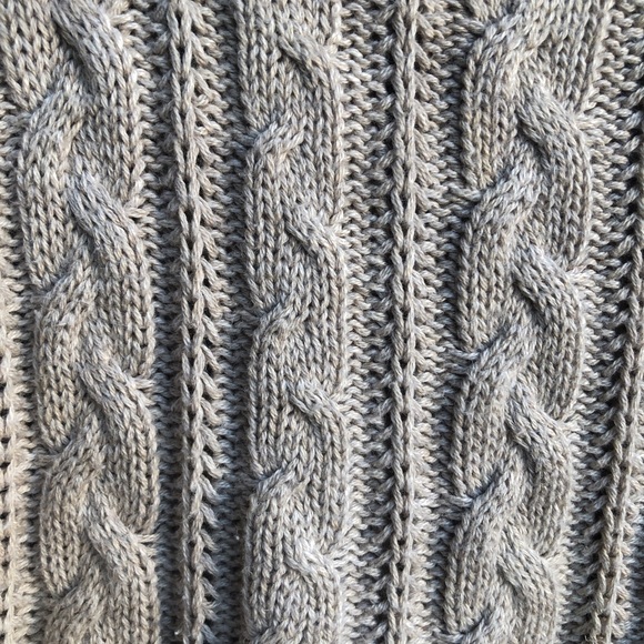 Charlie Brown Sweater. Cable Knit, Swingy Body with Slight Cowl Neck. Size- AU 4 - Picture 6 of 13